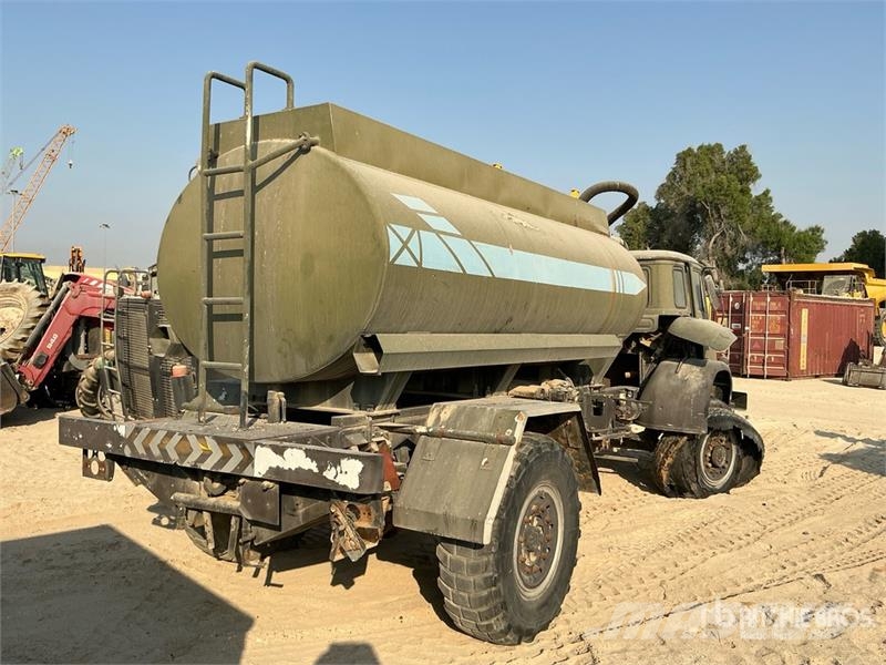 Bedford Water Truck (Inoperable) Water bowser