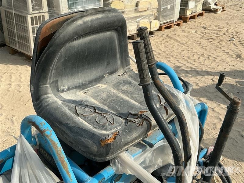  Beton BT900 Ride-On Power Trowel المسجات