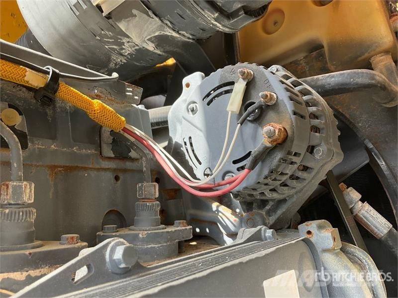 Bomag BW211 D40 Double Drum Roller مداحل أحادية الأسطوانة