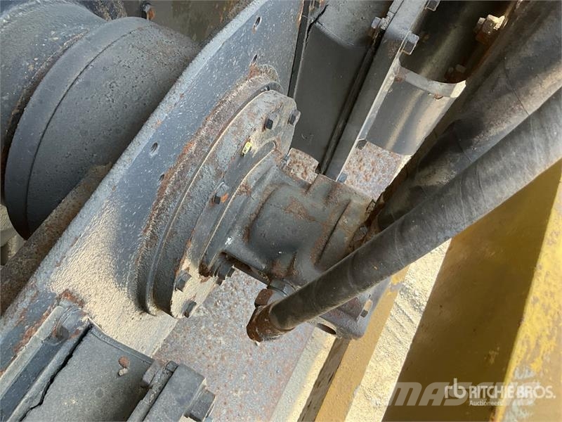 Bomag BW211 D40 Double Drum Roller مداحل أحادية الأسطوانة