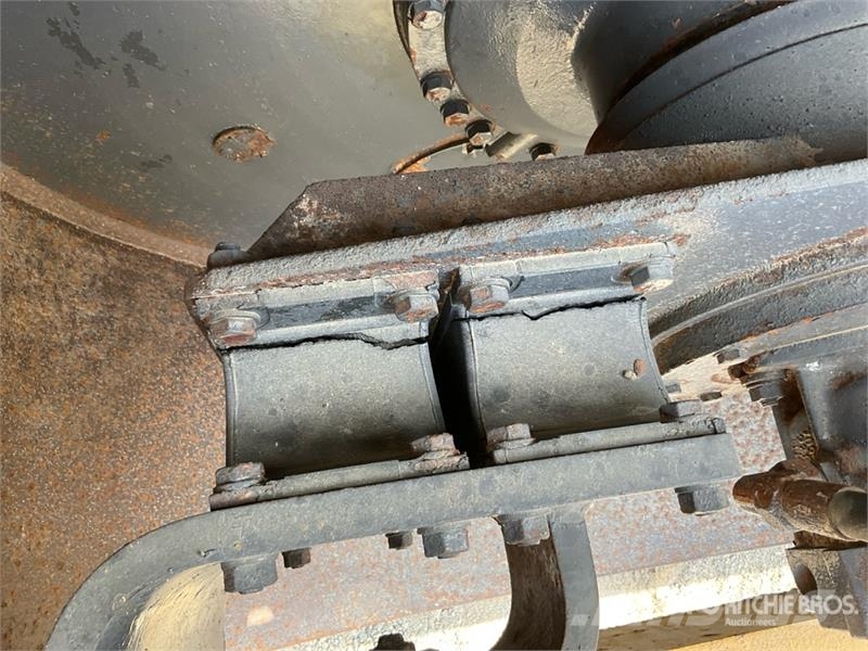 Bomag BW211 D40 Double Drum Roller مداحل أحادية الأسطوانة