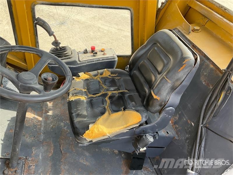 Bomag BW211 D40 Double Drum Roller مداحل أحادية الأسطوانة