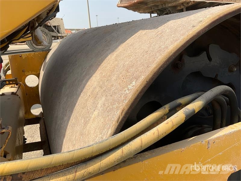 Bomag BW211 D40 Double Drum Roller مداحل أحادية الأسطوانة