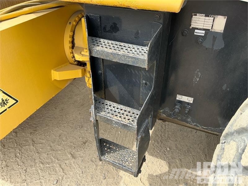 Bomag BW226DI-4 BVC Smooth Drum Compactor Yksivalssijyrät