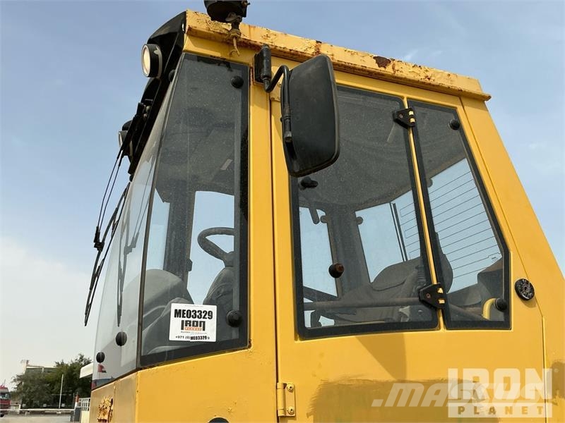 Bomag BW226DI-4 BVC Smooth Drum Compactor Yksivalssijyrät