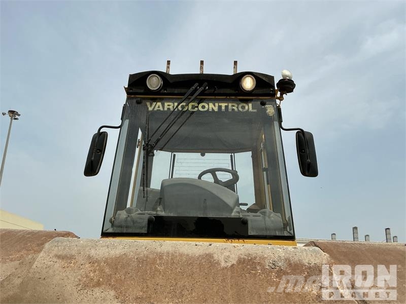 Bomag BW226DI-4 BVC Smooth Drum Compactor Yksivalssijyrät
