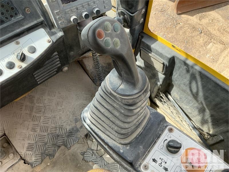 Bomag BW226DI-4 BVC Smooth Drum Compactor Yksivalssijyrät