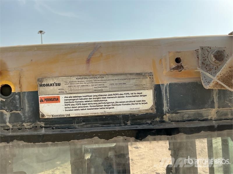 Cab - Fits Komatsu D155-6R Kabine i unutrašnjost