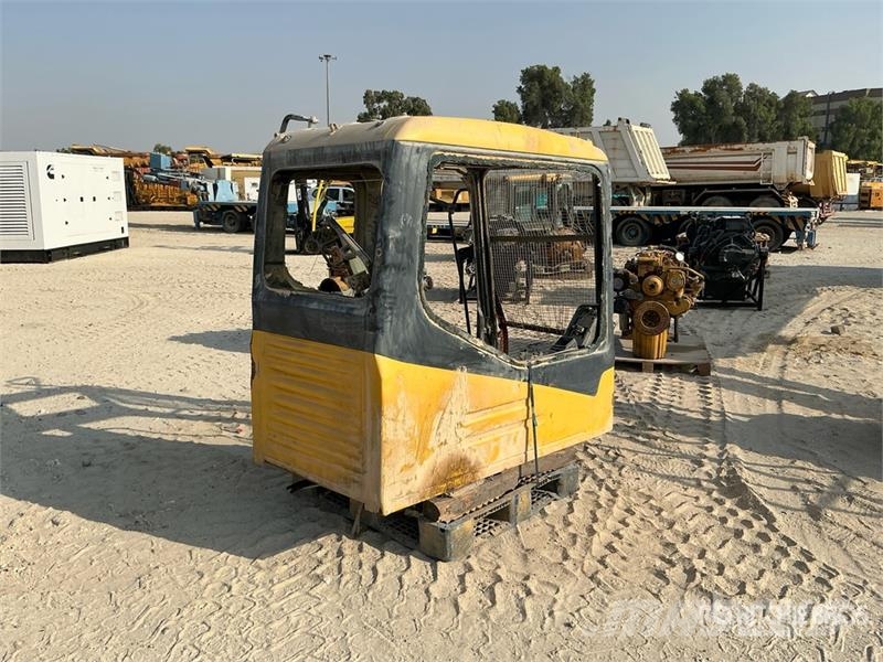 Cab - Fits Komatsu PC400-8R Kabine i unutrašnjost