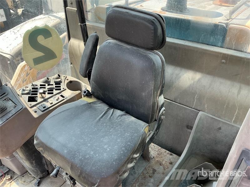 CASE 845 B Motor Grader (Inoperable) معدات تمهيد الطرق