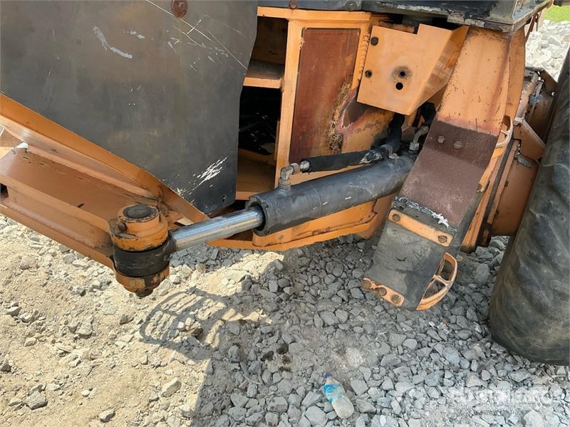 CASE 845 B Motor Grader (Inoperable) معدات تمهيد الطرق