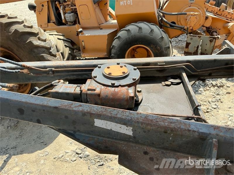 CASE 845 Motor Grader (Inoperable) Greiderid