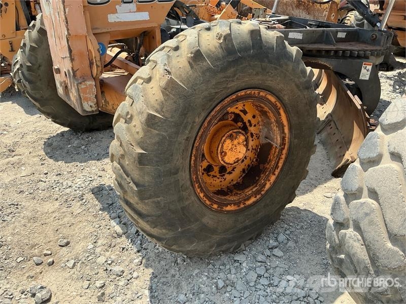 CASE 845 Motor Grader (Inoperable) Greiderid