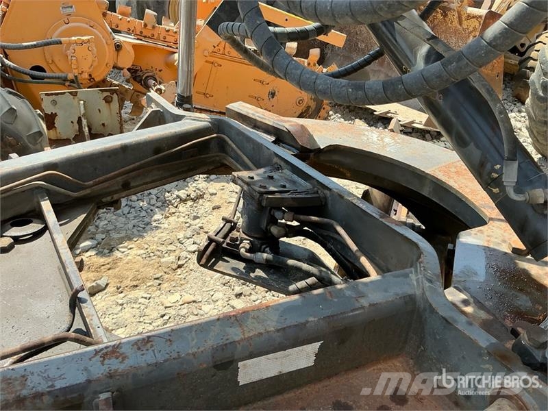 CASE 845B Motor Grader (Inoperable) Niveleuse