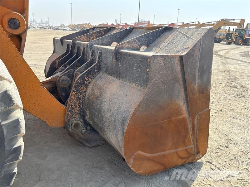 CASE 921E Wheel Loader Rataslaadurid