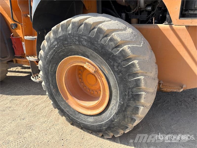 CASE 921E Wheel Loader Rataslaadurid