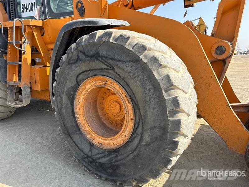 CASE 921E Wheel Loader Rataslaadurid