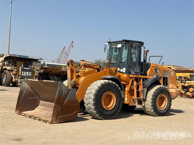 CASE 921E Wheel Loader Rataslaadurid
