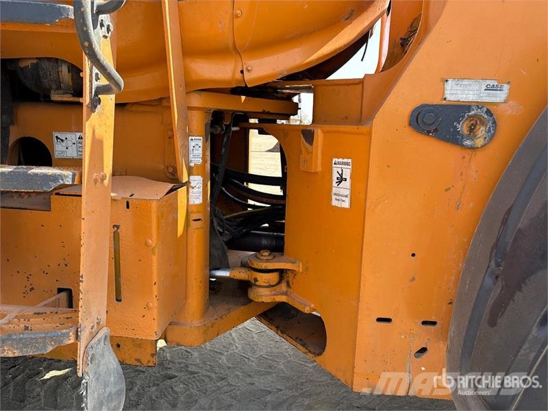 CASE 921E Wheel Loader Rataslaadurid