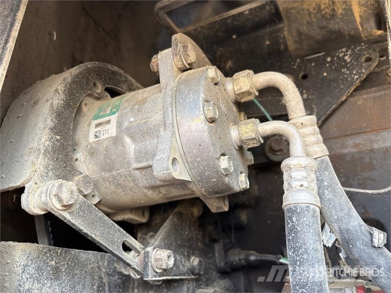 CASE 921E Wheel Loader Rataslaadurid