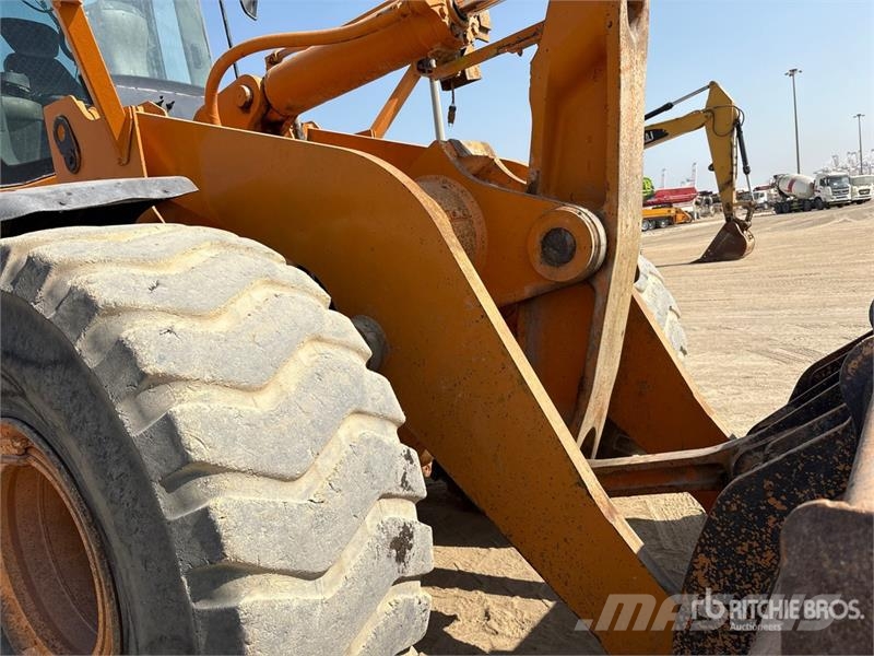 CASE 921E Wheel Loader Rataslaadurid