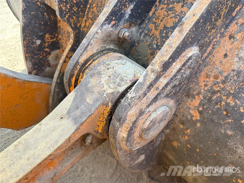 CASE 921E Wheel Loader Rataslaadurid