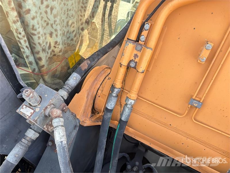 CASE CX370B Tracked Excavator Bageri gusjeničari