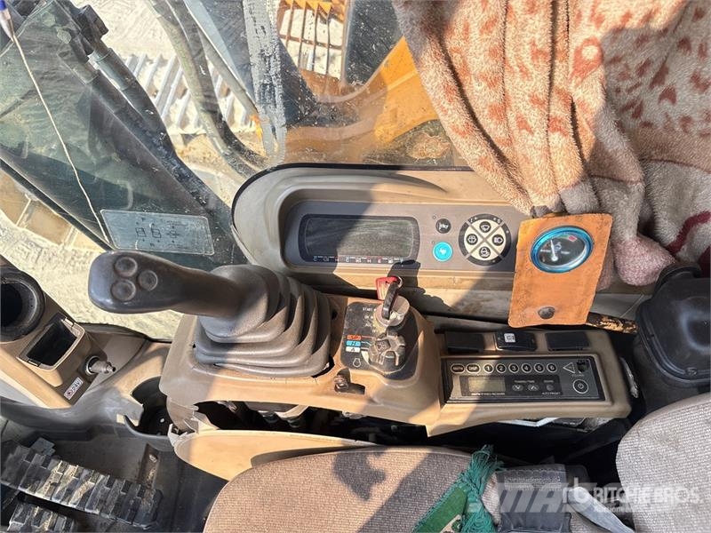 CASE CX370B Tracked Excavator Bageri gusjeničari
