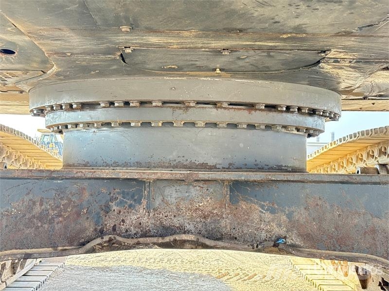 CASE CX370B Tracked Excavator Bageri gusjeničari