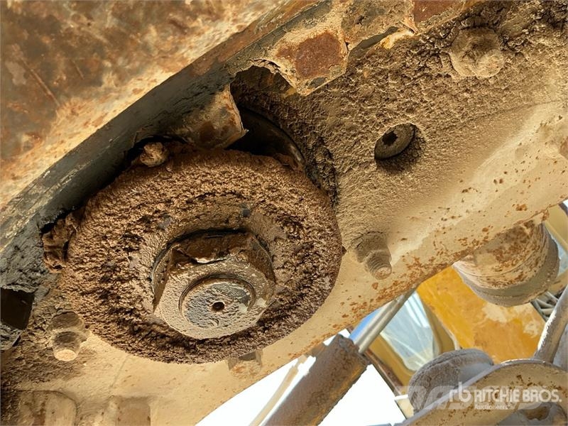 CAT 14G معدات تمهيد الطرق