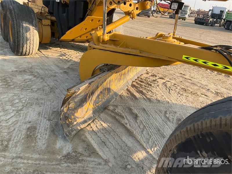 CAT 14M Motor Grader Grejderi
