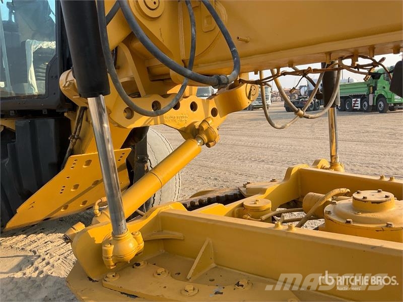 CAT 14M Motor Grader Grejderi