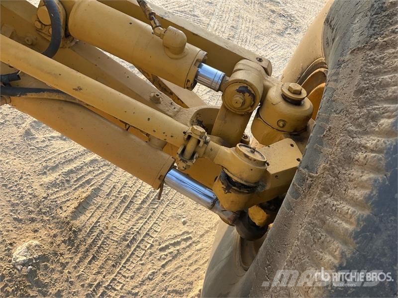 CAT 14M Motor Grader Grejderi
