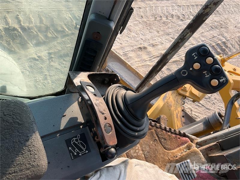 CAT 14M Motor Grader Grejderi
