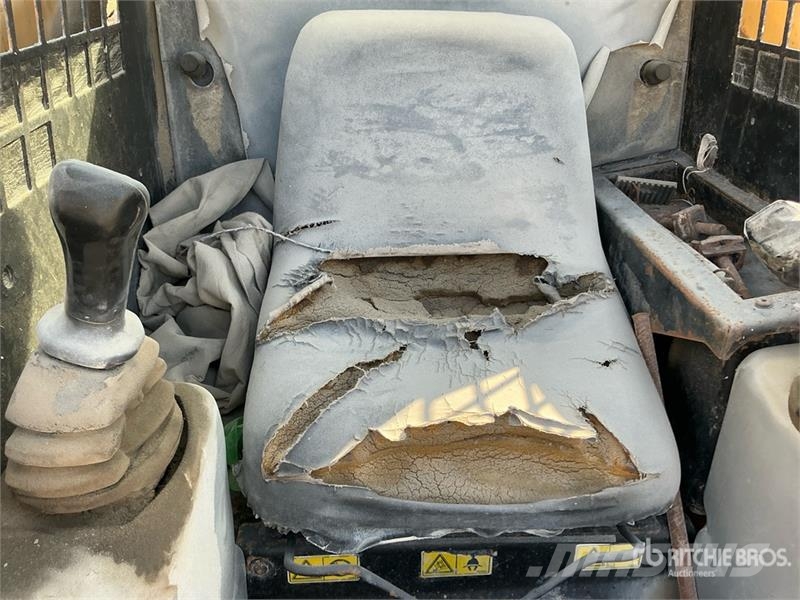 CAT 216B Skid steer loaders