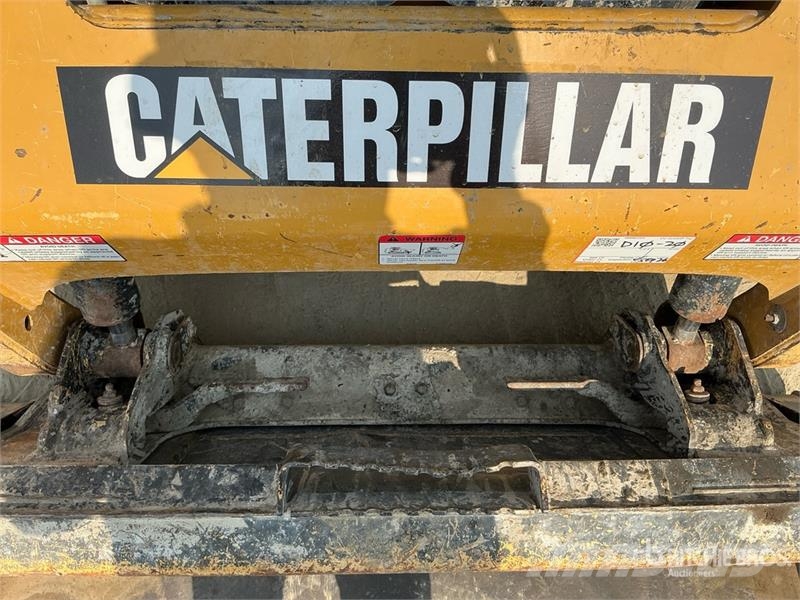 CAT 226 Chargeuse compacte
