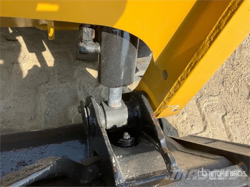 CAT 226B3 Skid Steer Loader Skid steer loaders