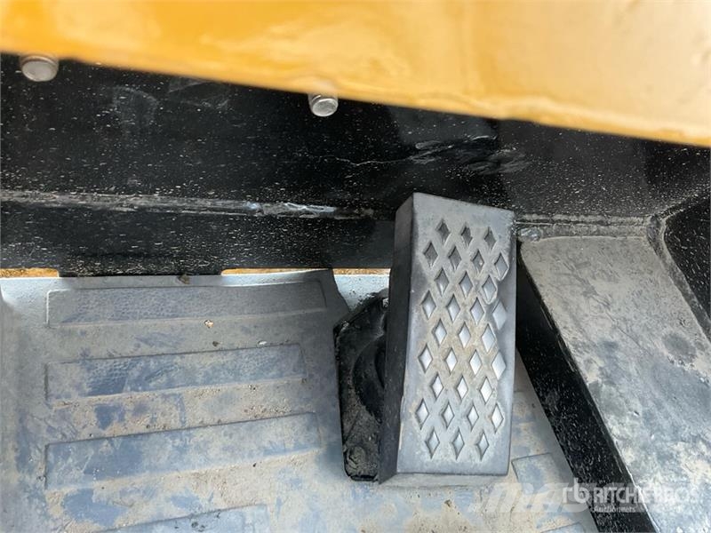 CAT 226B3 Skid Steer Loader Skid steer loaders