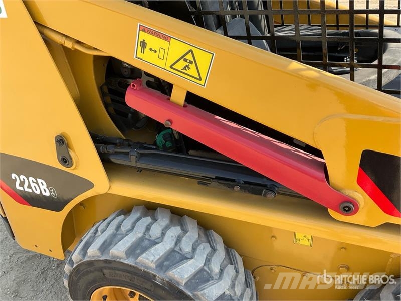 CAT 226B3 Skid Steer Loader Skid steer loaders
