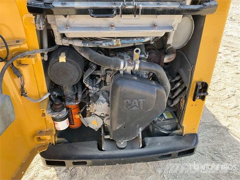 CAT 226B3 Skid Steer Loader Skid steer loaders
