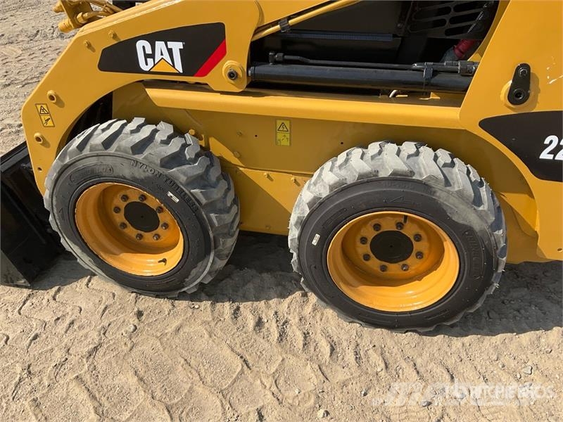 CAT 226B3 Skid Steer Loader Skid steer loaders