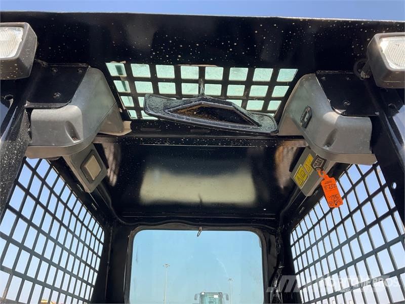 CAT 226B3 Skid Steer Loader Skid steer loaders