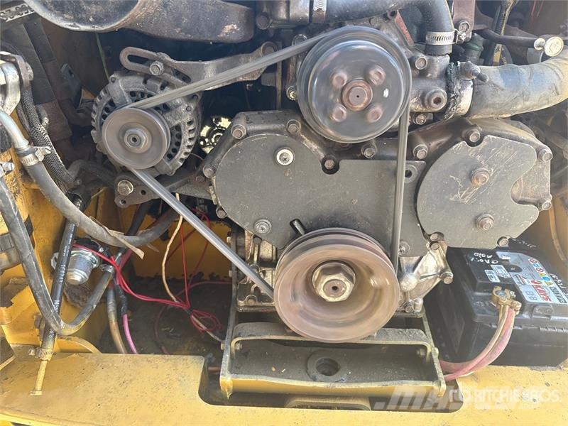 CAT 259B Chargeuse compacte