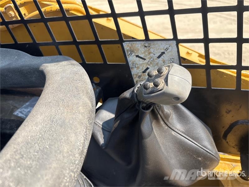 CAT 259B Chargeuse compacte