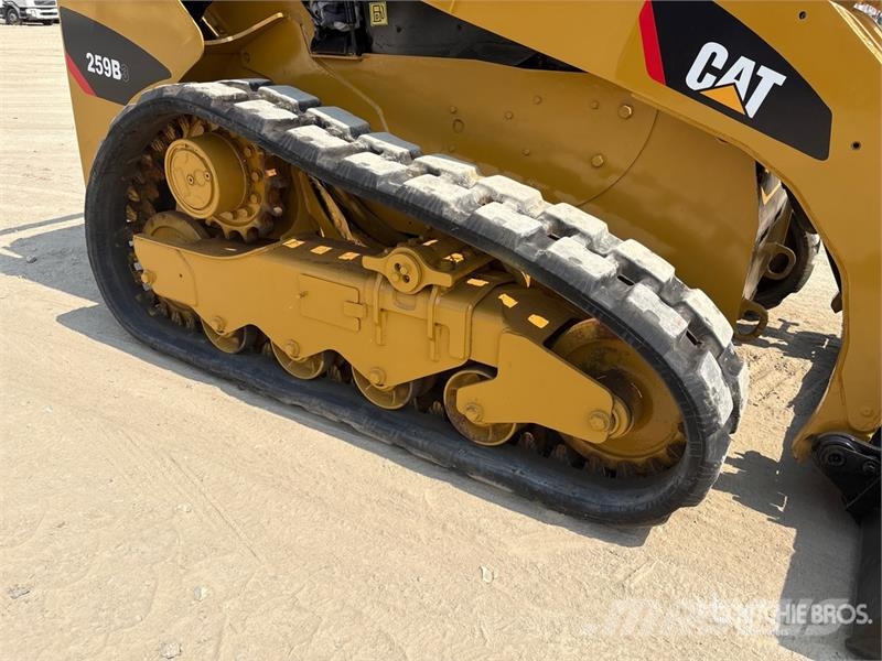 CAT 259B Chargeuse compacte