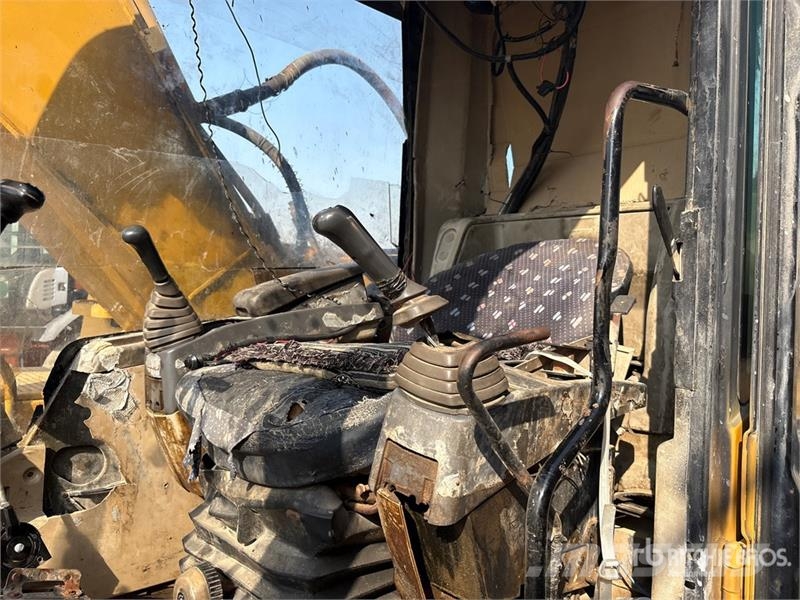 CAT 320CL Tracked Excavator Lánctalpas kotrók