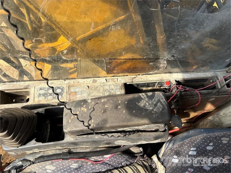 CAT 320CL Tracked Excavator Lánctalpas kotrók