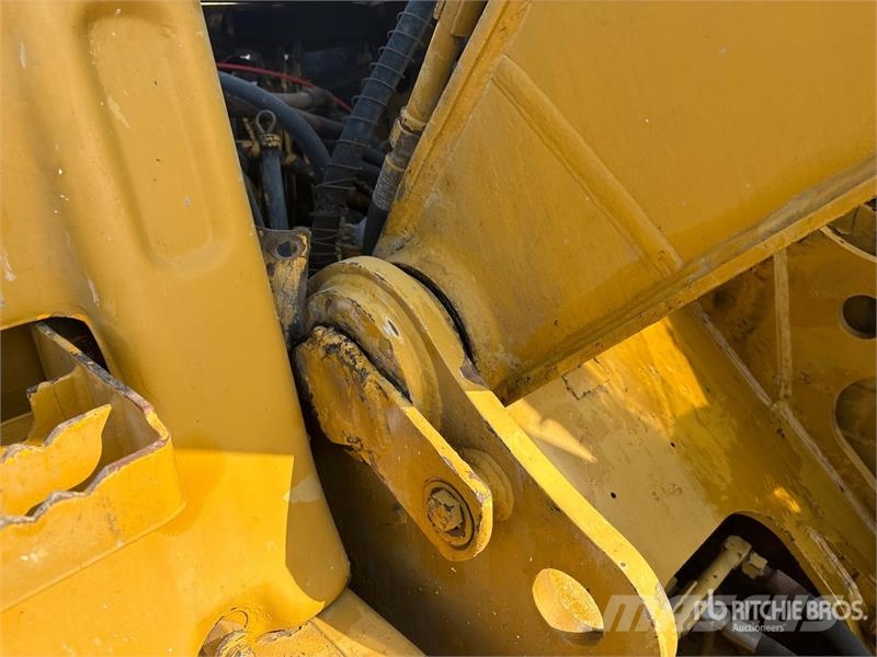 CAT 320CL Tracked Excavator حفارات زحافة