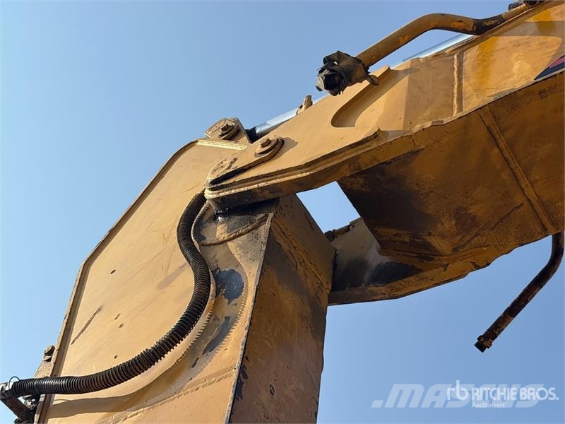 CAT 320CL Tracked Excavator Lánctalpas kotrók