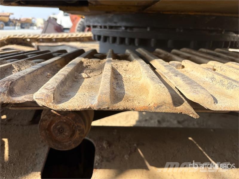 CAT 320CL Tracked Excavator Lánctalpas kotrók